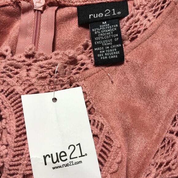 NWT Rue21 Pink Crocheted Round Neckline Sleeveless A-line Midi Dress M - Picture 3 of 7